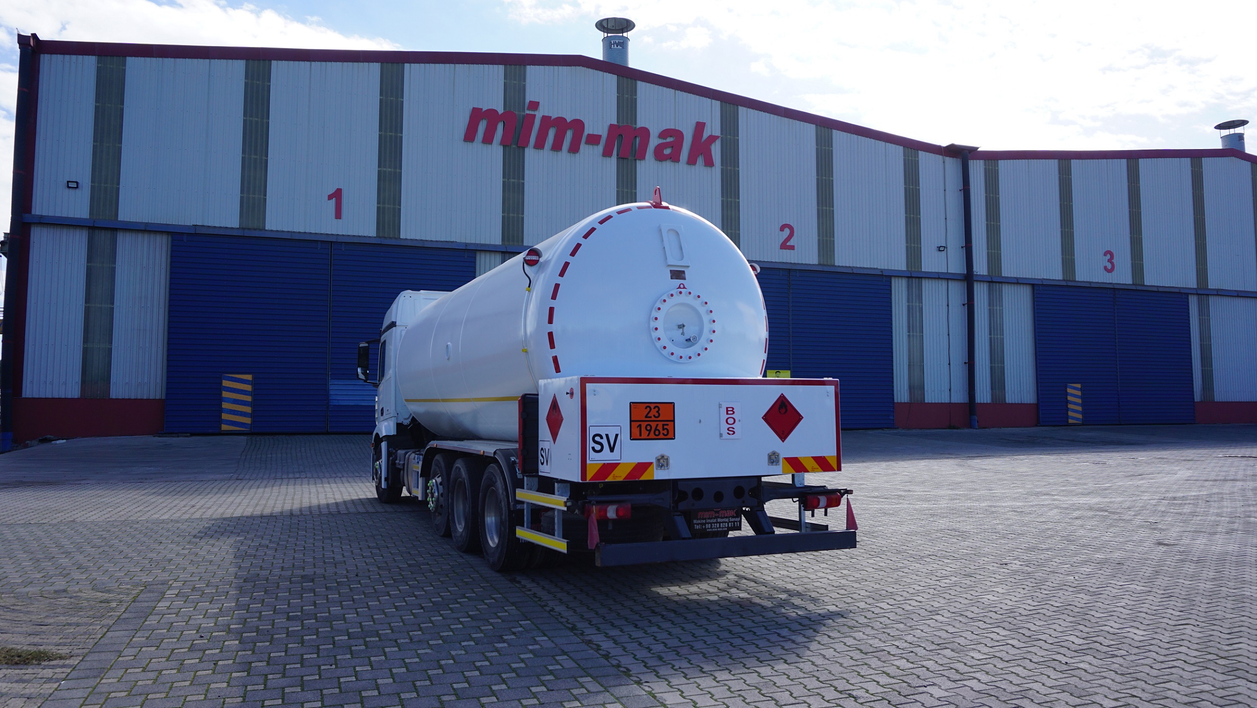 Réservoir GPL Bobtail avec ADR - Industrial Tanks and Pressure Vessels - LPG-BOBTAIL-ADR-001