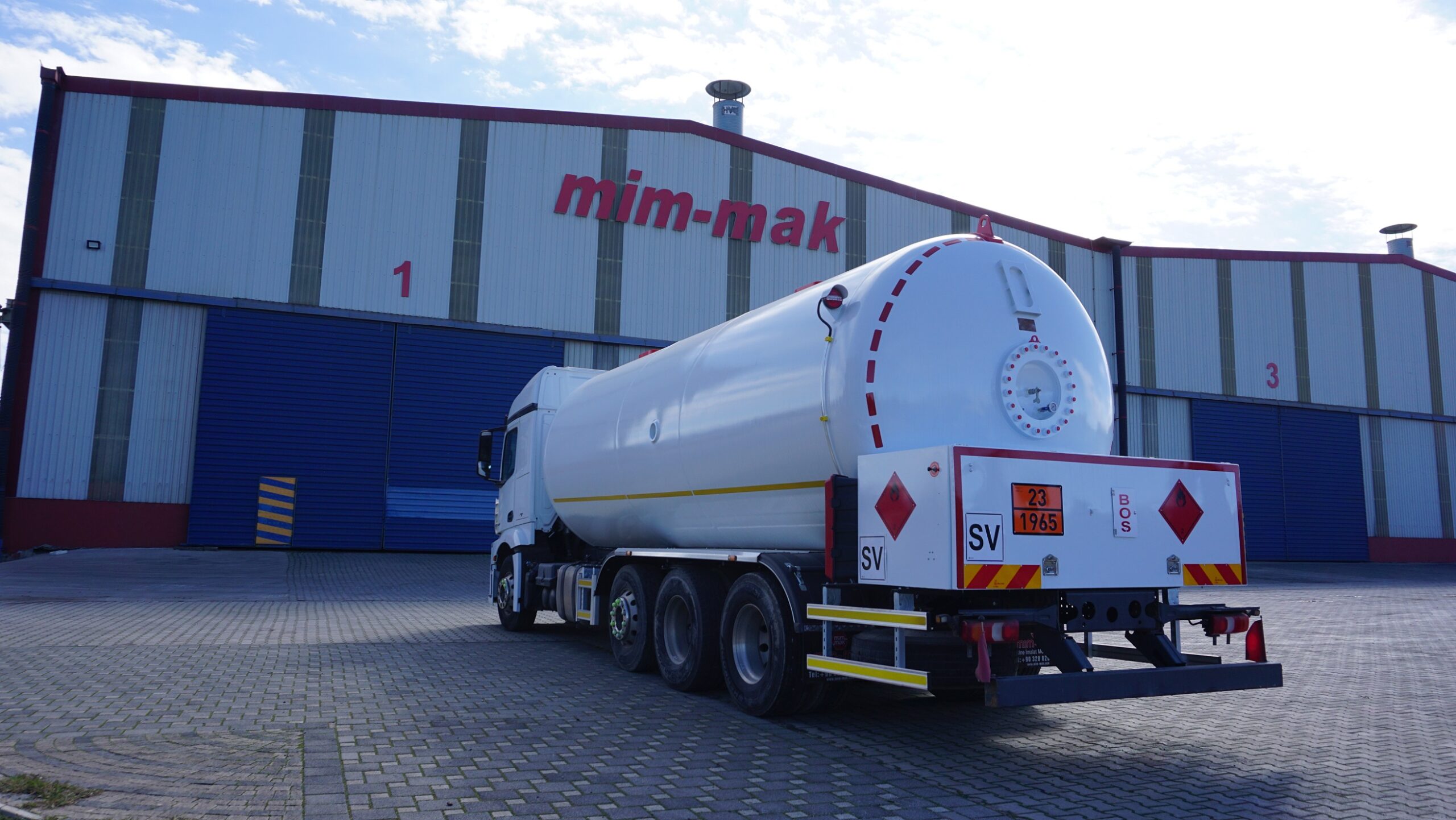 Réservoir GPL Bobtail avec ADR - Industrial Tanks and Pressure Vessels - LPG-BOBTAIL-ADR-001
