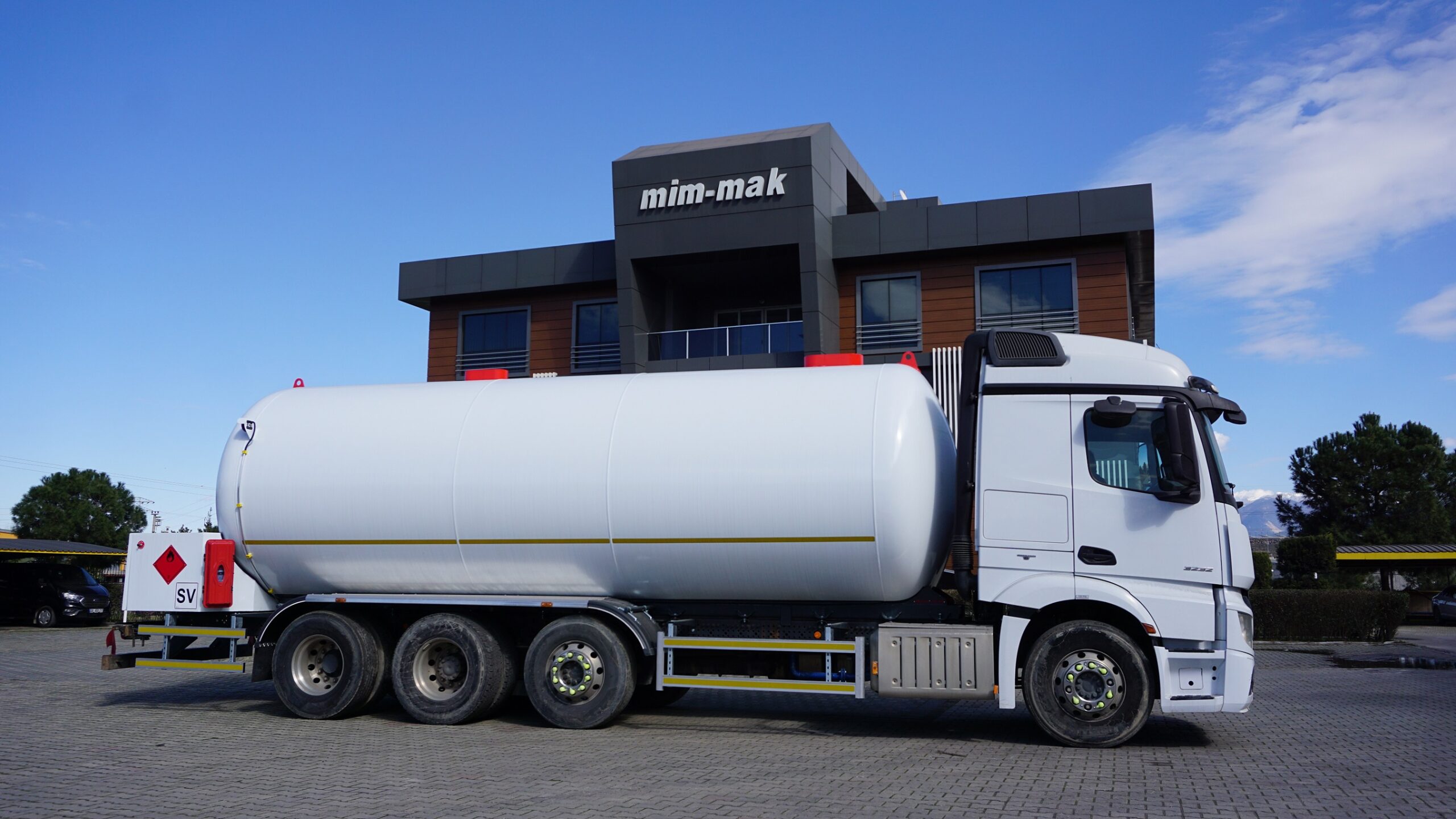 LPG Bobtail Tank with ADR - Industrial Tanks and Pressure Vessels - LPG-BOBTAIL-ADR-001