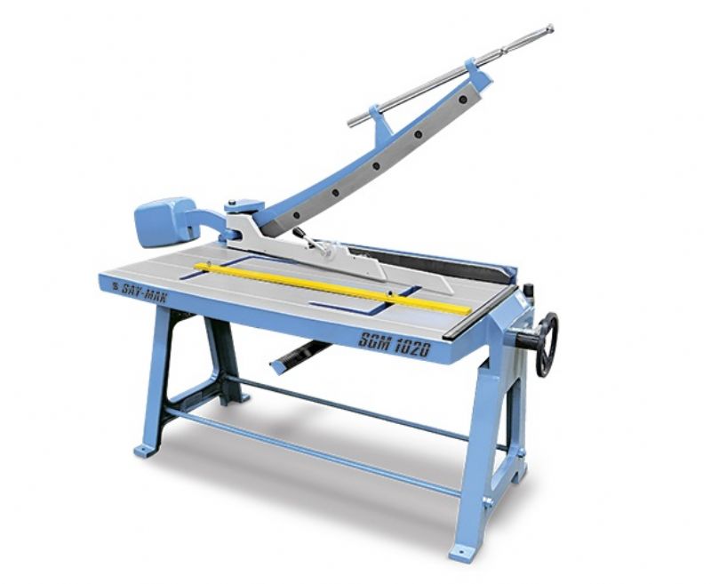 Ciseaux manuel en guillotine - Corps moulé - Machines et équipements de traitement des métaux - 1270 mm Ağır Tip Döküm Gövde Manuel Kollu Giyotin Makas