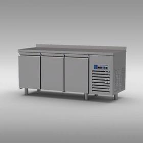 Astema Counter Typ Tiefkühlschrank 3 Türen, 184*60*85 cm - Industrielle Küchenmaschinen und -geräte - ASTEMATEZG