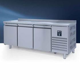 ايسينوكس CTS 440 N CR ديب فريزر سناك 3 أبواب، 200*60*85 سم - آلات ومعدات المطبخ الصناعية - CEINOXCTS4