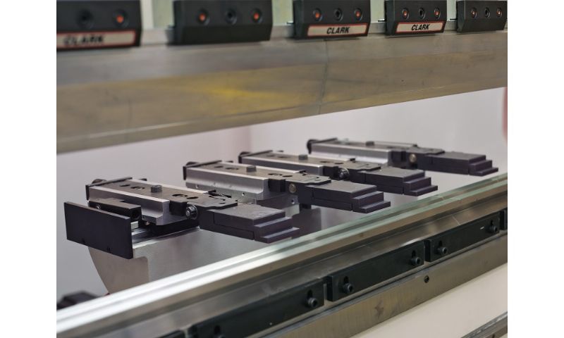 CNC Hydraulikpresse Bremse - Metallbearbeitungsmaschinen und -geräte - 120 Ton Hidrolik Abkant Pres Tezgahı