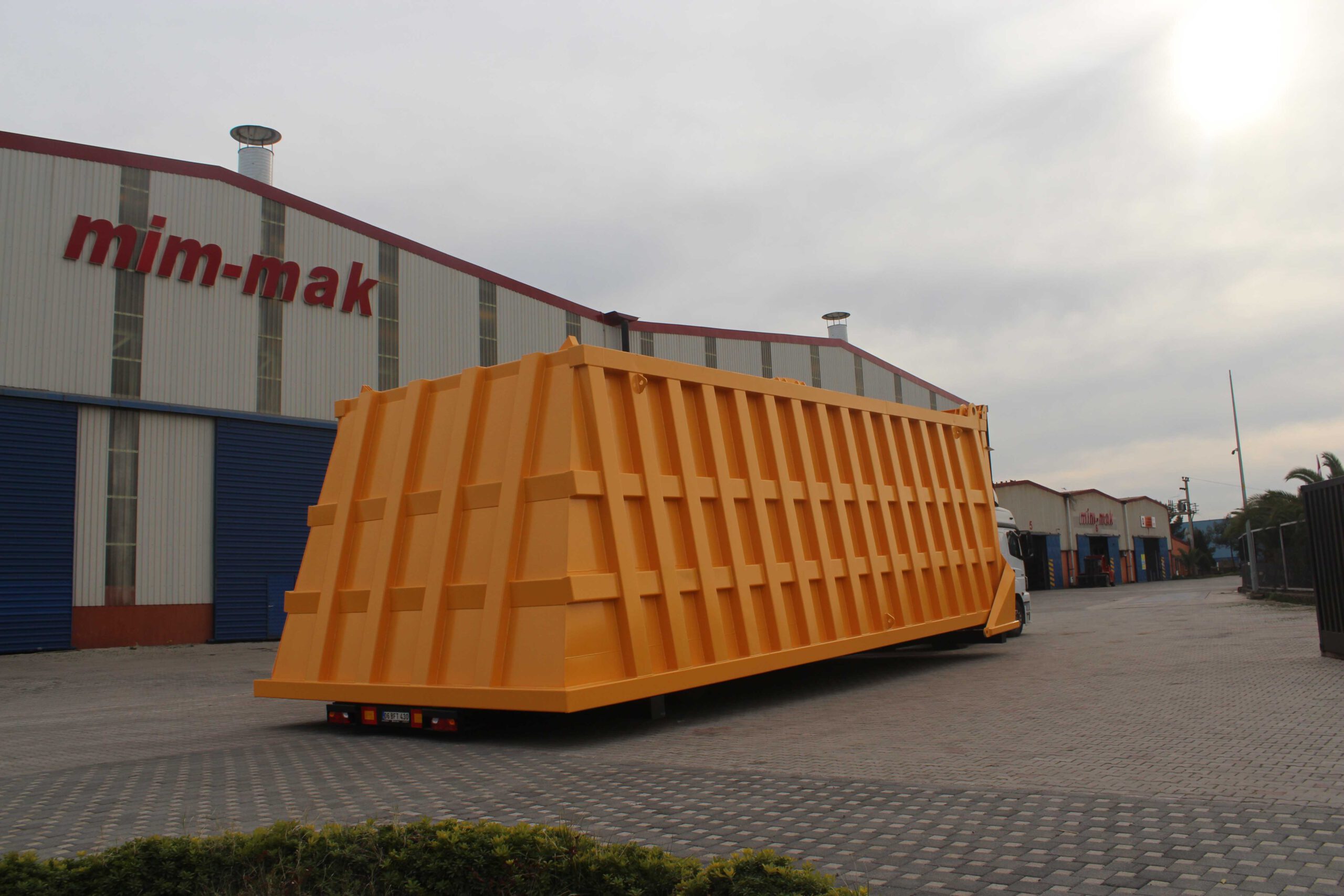 Schrottkipper - Industrial Tanks and Pressure Vessels - HURDA-DAMPER-001