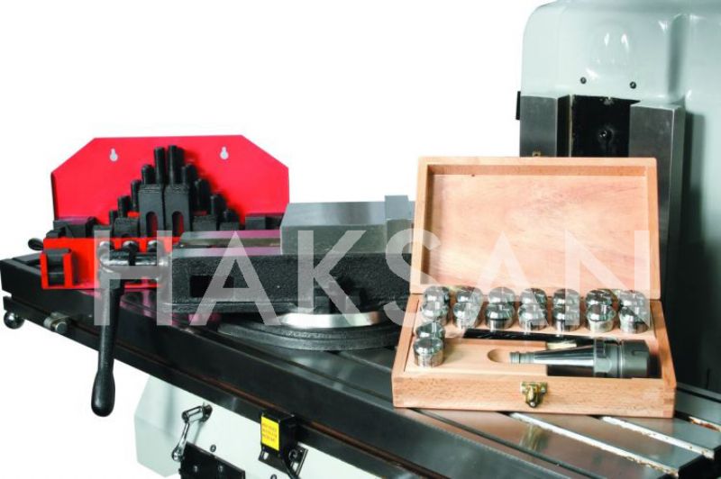 Molder Fräsmaschine - Digital - 3 Axis Automatic - Taiwan - Metallbearbeitungsmaschinen und -geräte - HYM-3 VA