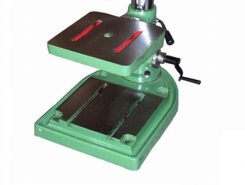 Perceuse de table avec tabouret - Machines et équipements de traitement des métaux - ZS4116