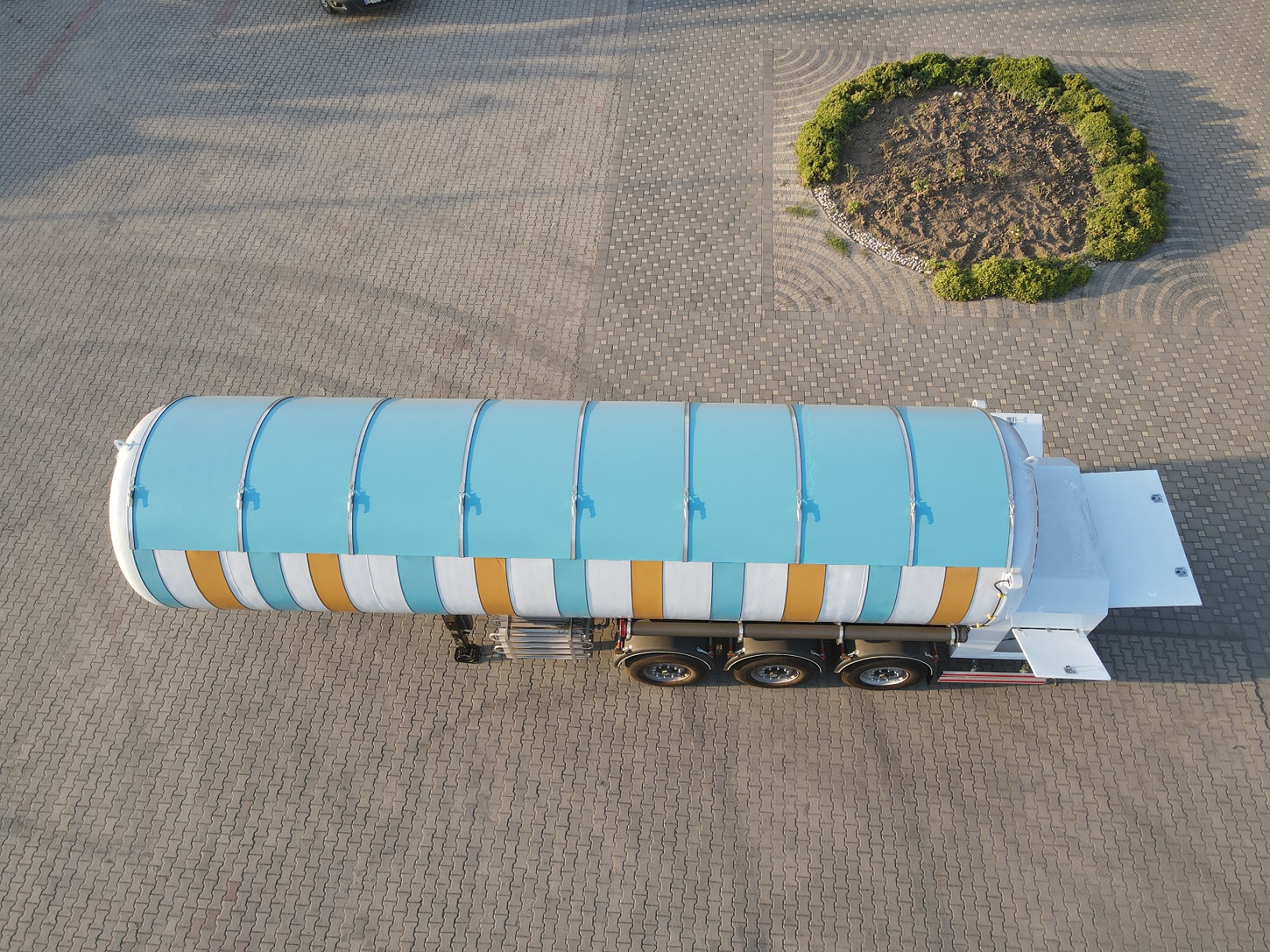 Tanque de transporte criogénico - Tanques industriales y recipientes a presión - KRYO-TRANSPORT-001