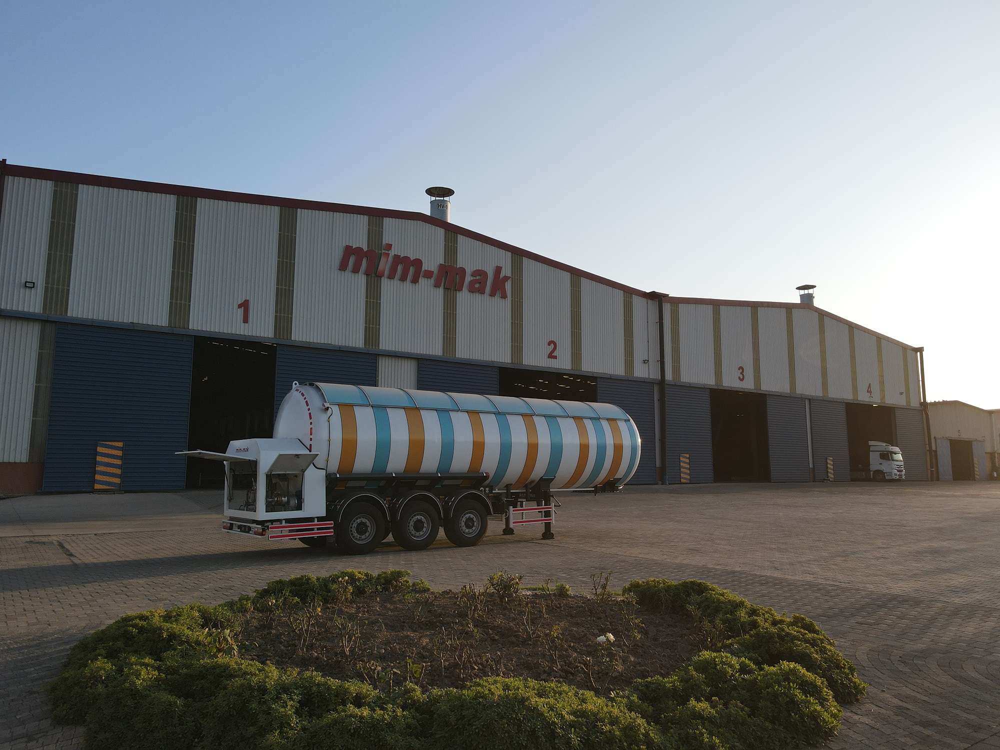 Cryogenic Transport Tank