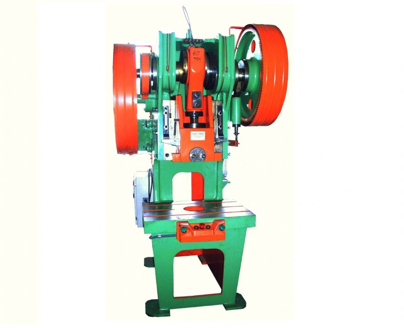 C Type Eccentric Press Bench mit mechanischer Kupplung Engranage und pneumatischem System