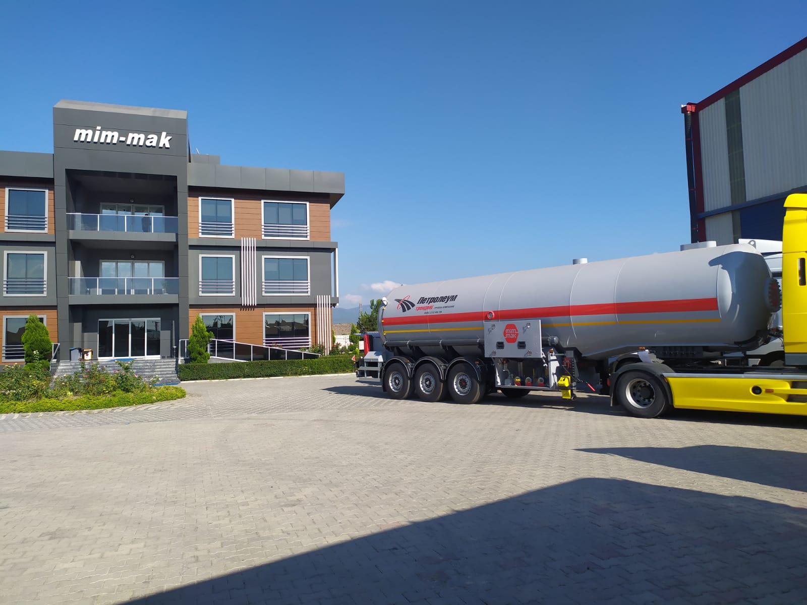Flaschenförmiger LPG-Transporttank (3 Achsen) - Industrial Tanks and Pressure Vessels - TT-3D-001