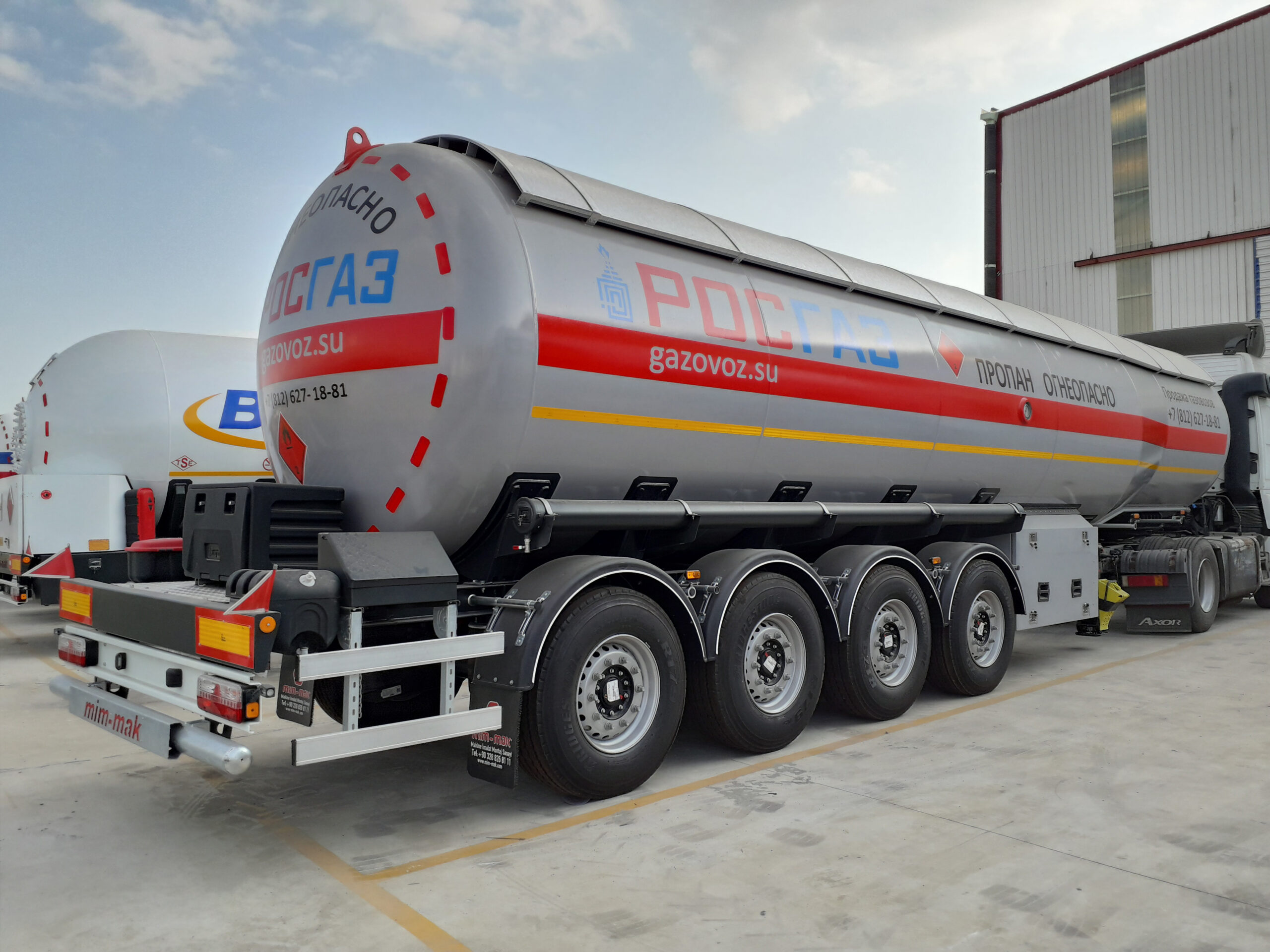 Flaschen-LPG-Transporttank (4 Achsen) - Industrial Tanks and Pressure Vessels - TT-4D-001
